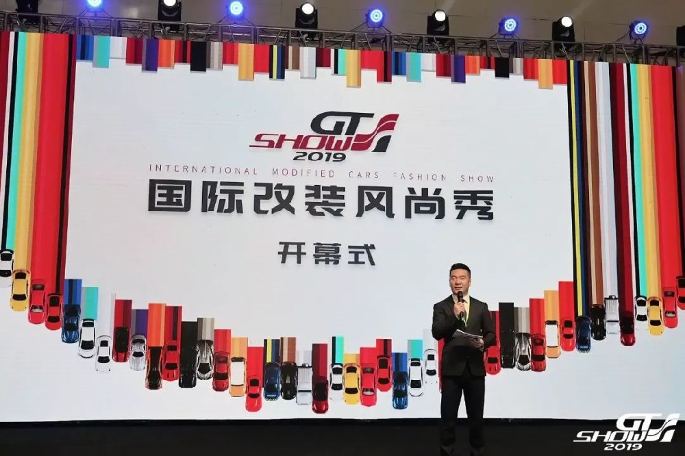 年輕人是推進(jìn)改裝市場(chǎng)的生力軍，原來(lái)都花這么多錢(qián)玩改裝！
